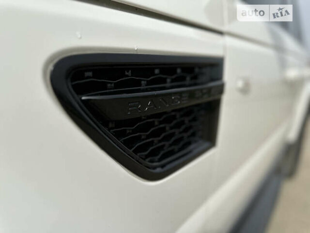 Белый Ленд Ровер Рендж Ровер Спорт, объемом двигателя 2.99 л и пробегом 164 тыс. км за 18900 $, фото 14 на Automoto.ua