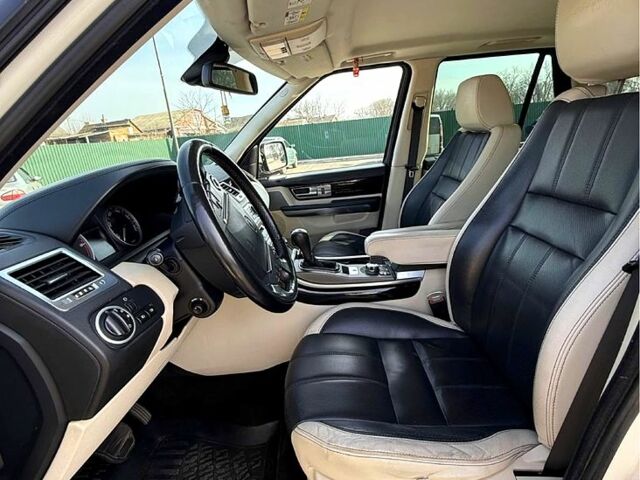 Білий Ленд Ровер Range Rover Sport, об'ємом двигуна 3 л та пробігом 350 тис. км за 14500 $, фото 3 на Automoto.ua