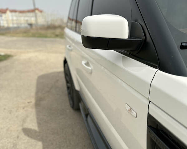 Белый Ленд Ровер Рендж Ровер Спорт, объемом двигателя 2.99 л и пробегом 164 тыс. км за 18900 $, фото 16 на Automoto.ua