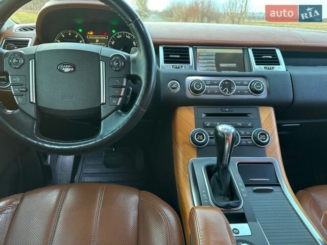 Білий Ленд Ровер Range Rover Sport, об'ємом двигуна 5 л та пробігом 171 тис. км за 16000 $, фото 24 на Automoto.ua