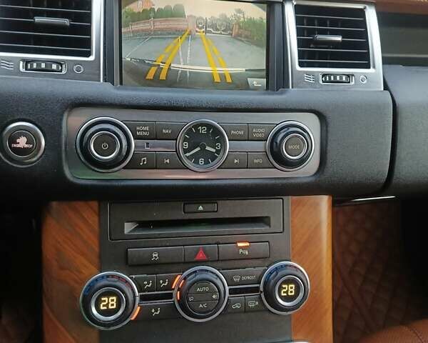 Белый Ленд Ровер Рендж Ровер Спорт, объемом двигателя 3 л и пробегом 270 тыс. км за 17500 $, фото 32 на Automoto.ua