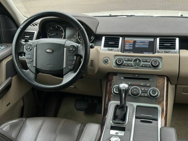 Білий Ленд Ровер Range Rover Sport, об'ємом двигуна 3.6 л та пробігом 202 тис. км за 15850 $, фото 16 на Automoto.ua