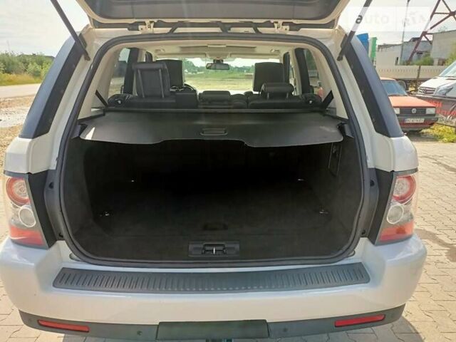 Белый Ленд Ровер Рендж Ровер Спорт, объемом двигателя 2.99 л и пробегом 176 тыс. км за 15800 $, фото 20 на Automoto.ua