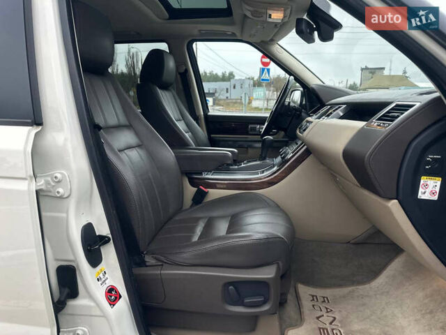 Білий Ленд Ровер Range Rover Sport, об'ємом двигуна 3.63 л та пробігом 202 тис. км за 15850 $, фото 36 на Automoto.ua
