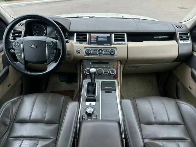 Білий Ленд Ровер Range Rover Sport, об'ємом двигуна 3.6 л та пробігом 202 тис. км за 15850 $, фото 15 на Automoto.ua
