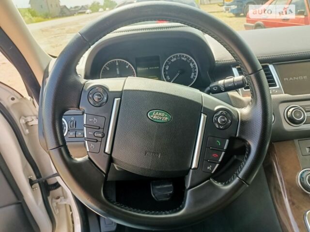 Білий Ленд Ровер Range Rover Sport, об'ємом двигуна 2.99 л та пробігом 176 тис. км за 15800 $, фото 10 на Automoto.ua