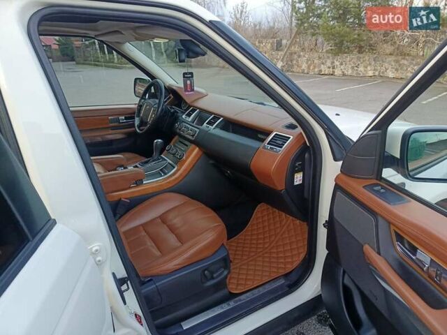 Белый Ленд Ровер Рендж Ровер Спорт, объемом двигателя 3 л и пробегом 270 тыс. км за 17500 $, фото 27 на Automoto.ua