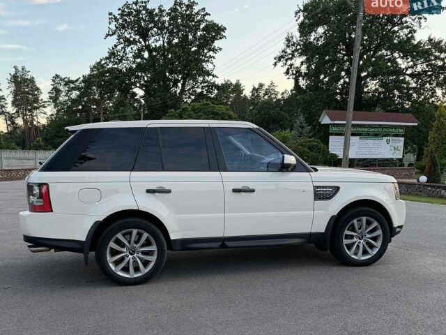Білий Ленд Ровер Range Rover Sport, об'ємом двигуна 5 л та пробігом 180 тис. км за 10600 $, фото 14 на Automoto.ua