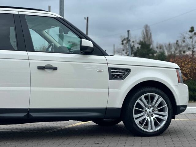 Білий Ленд Ровер Range Rover Sport, об'ємом двигуна 3.6 л та пробігом 202 тис. км за 15850 $, фото 12 на Automoto.ua