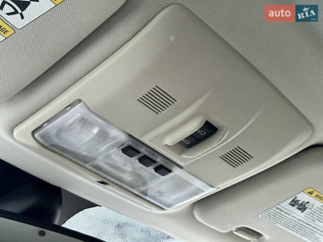 Белый Ленд Ровер Рендж Ровер Спорт, объемом двигателя 5 л и пробегом 120 тыс. км за 15500 $, фото 79 на Automoto.ua