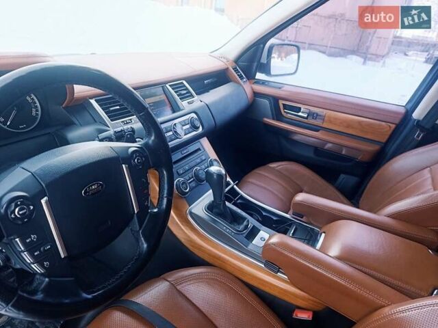 Білий Ленд Ровер Range Rover Sport, об'ємом двигуна 5 л та пробігом 179 тис. км за 14800 $, фото 35 на Automoto.ua