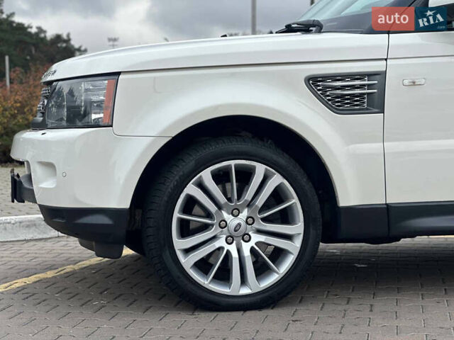 Білий Ленд Ровер Range Rover Sport, об'ємом двигуна 3.63 л та пробігом 202 тис. км за 15850 $, фото 8 на Automoto.ua
