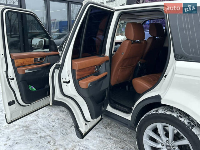 Білий Ленд Ровер Range Rover Sport, об'ємом двигуна 5 л та пробігом 171 тис. км за 12500 $, фото 20 на Automoto.ua