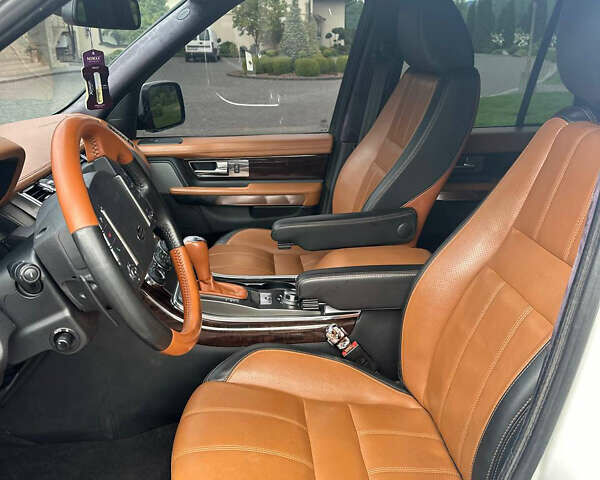 Белый Ленд Ровер Рендж Ровер Спорт, объемом двигателя 2.99 л и пробегом 173 тыс. км за 14500 $, фото 17 на Automoto.ua