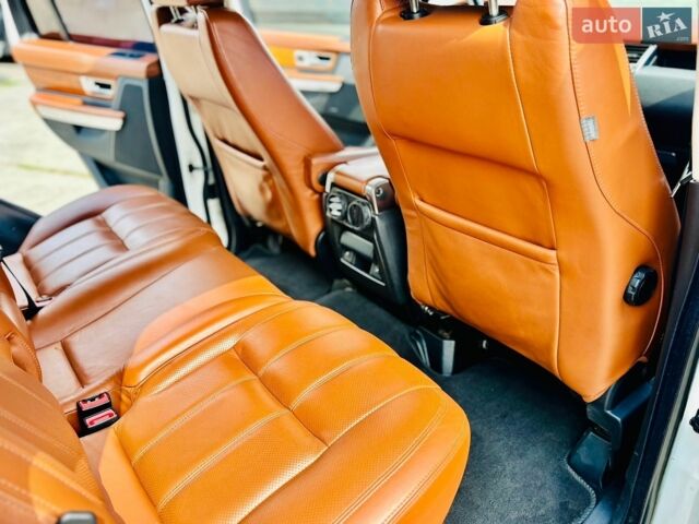 Білий Ленд Ровер Range Rover Sport, об'ємом двигуна 5 л та пробігом 181 тис. км за 14500 $, фото 9 на Automoto.ua