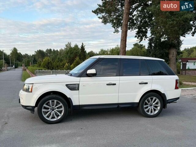 Білий Ленд Ровер Range Rover Sport, об'ємом двигуна 5 л та пробігом 180 тис. км за 10600 $, фото 9 на Automoto.ua