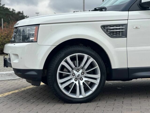 Білий Ленд Ровер Range Rover Sport, об'ємом двигуна 3.6 л та пробігом 202 тис. км за 15850 $, фото 14 на Automoto.ua