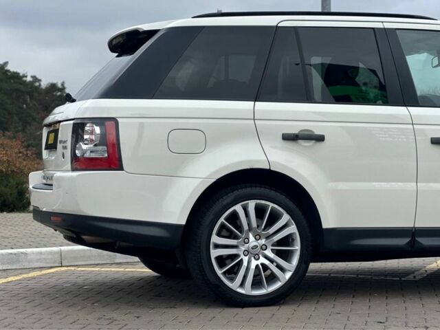 Білий Ленд Ровер Range Rover Sport, об'ємом двигуна 3.6 л та пробігом 202 тис. км за 15850 $, фото 13 на Automoto.ua