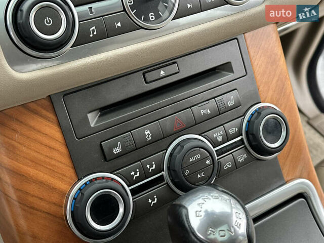 Білий Ленд Ровер Range Rover Sport, об'ємом двигуна 5 л та пробігом 120 тис. км за 13500 $, фото 76 на Automoto.ua