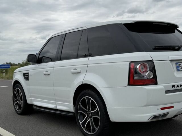 Білий Ленд Ровер Range Rover Sport, об'ємом двигуна 3 л та пробігом 178 тис. км за 11000 $, фото 10 на Automoto.ua