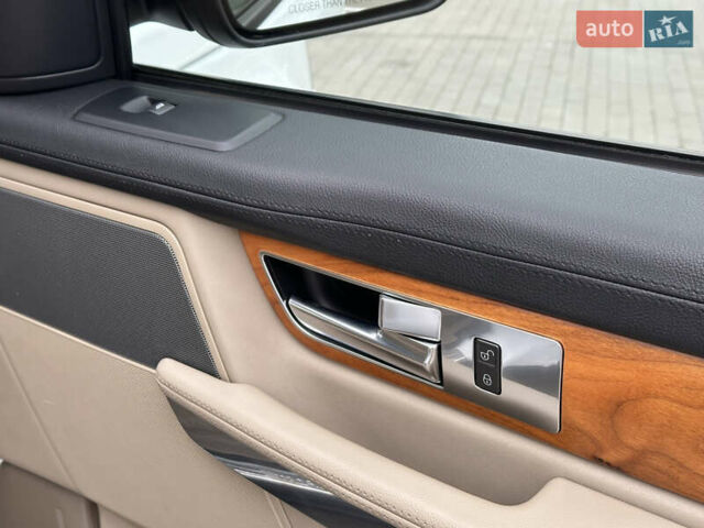 Білий Ленд Ровер Range Rover Sport, об'ємом двигуна 5 л та пробігом 120 тис. км за 13500 $, фото 50 на Automoto.ua