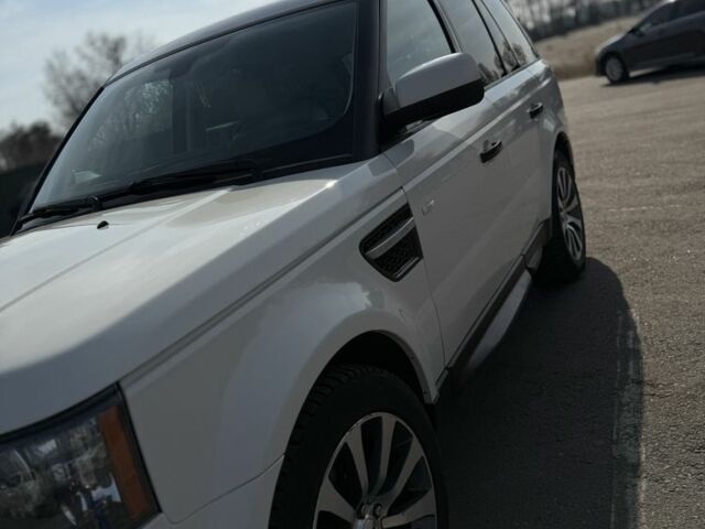 Білий Ленд Ровер Range Rover Sport, об'ємом двигуна 3 л та пробігом 312 тис. км за 13500 $, фото 18 на Automoto.ua