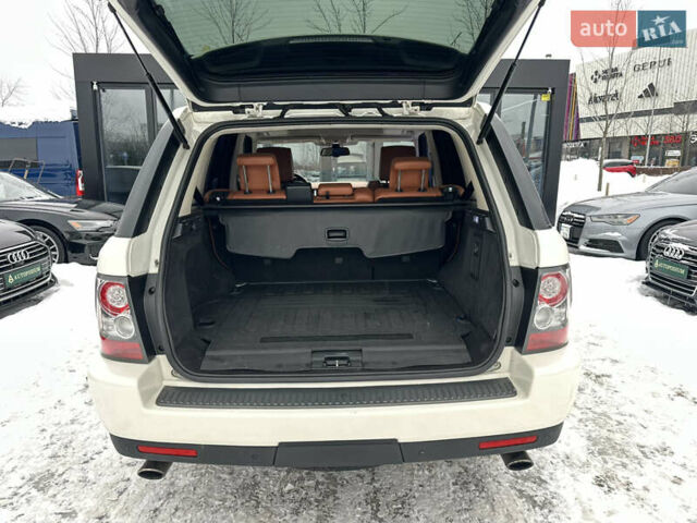 Білий Ленд Ровер Range Rover Sport, об'ємом двигуна 5 л та пробігом 171 тис. км за 12500 $, фото 48 на Automoto.ua