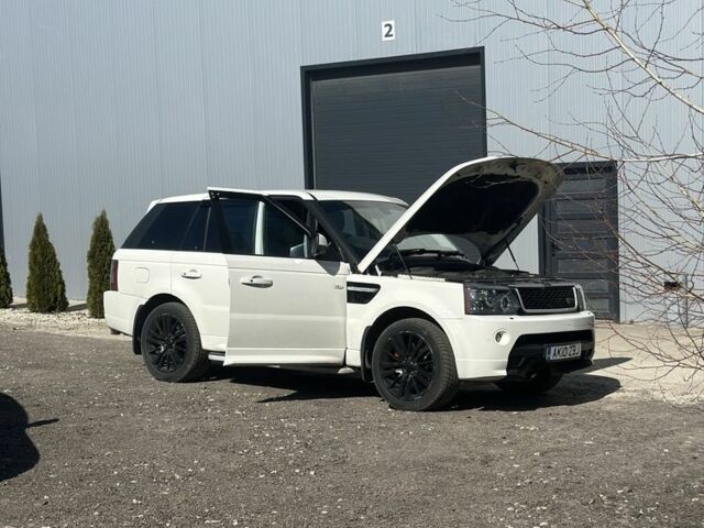 Білий Ленд Ровер Range Rover Sport, об'ємом двигуна 3 л та пробігом 168 тис. км за 8800 $, фото 4 на Automoto.ua