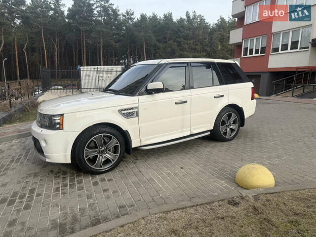 Білий Ленд Ровер Range Rover Sport, об'ємом двигуна 3 л та пробігом 208 тис. км за 15999 $, фото 4 на Automoto.ua