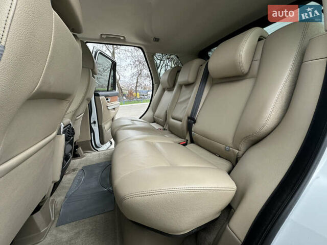 Білий Ленд Ровер Range Rover Sport, об'ємом двигуна 5 л та пробігом 120 тис. км за 13500 $, фото 4 на Automoto.ua