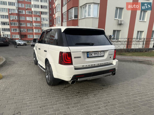 Білий Ленд Ровер Range Rover Sport, об'ємом двигуна 3 л та пробігом 208 тис. км за 15999 $, фото 7 на Automoto.ua