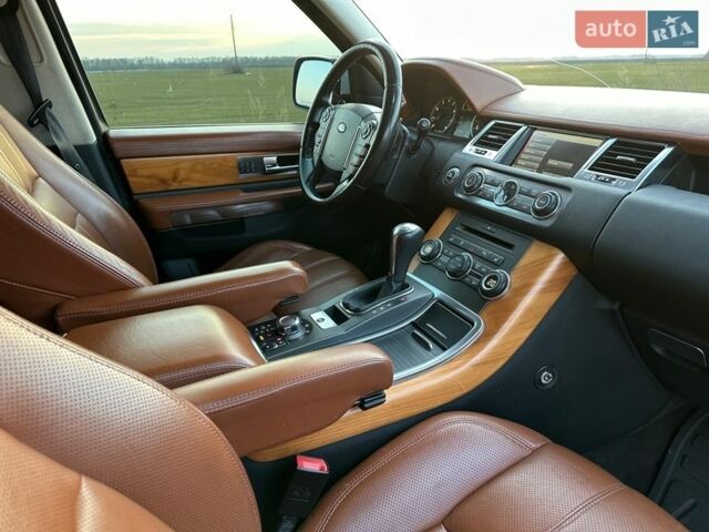 Білий Ленд Ровер Range Rover Sport, об'ємом двигуна 5 л та пробігом 171 тис. км за 16000 $, фото 30 на Automoto.ua