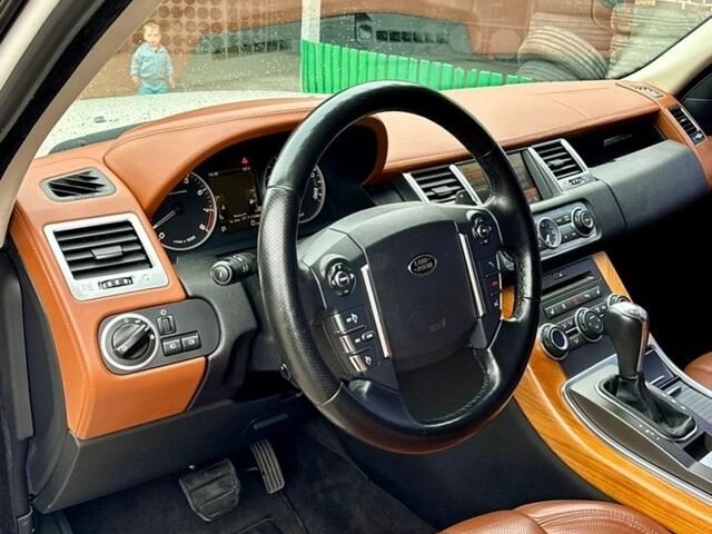 Білий Ленд Ровер Range Rover Sport, об'ємом двигуна 5 л та пробігом 175 тис. км за 15950 $, фото 13 на Automoto.ua