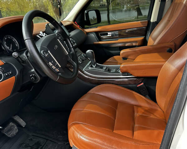 Белый Ленд Ровер Рендж Ровер Спорт, объемом двигателя 2.99 л и пробегом 164 тыс. км за 18900 $, фото 21 на Automoto.ua