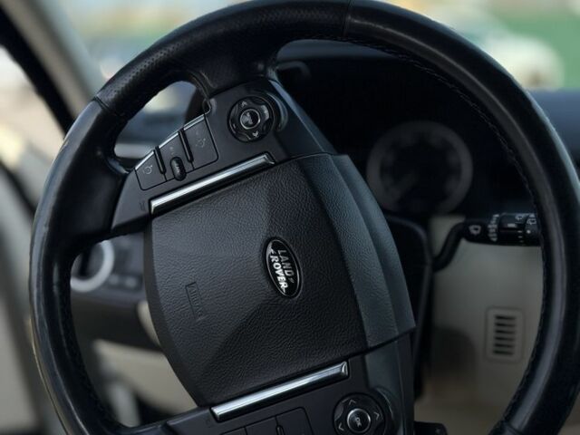 Білий Ленд Ровер Range Rover Sport, об'ємом двигуна 3 л та пробігом 312 тис. км за 13500 $, фото 7 на Automoto.ua