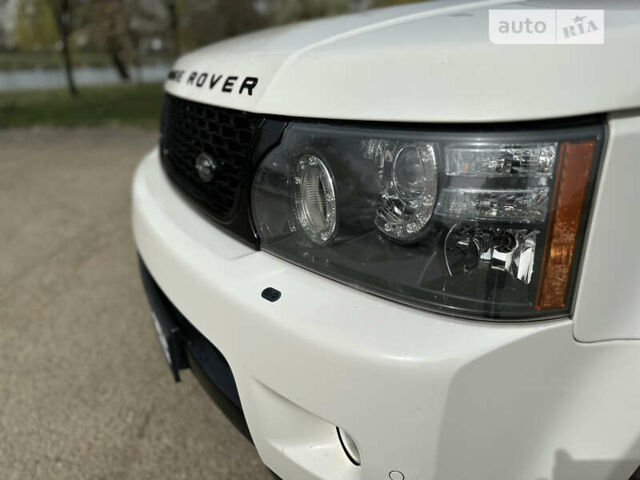 Белый Ленд Ровер Рендж Ровер Спорт, объемом двигателя 2.99 л и пробегом 164 тыс. км за 18900 $, фото 11 на Automoto.ua