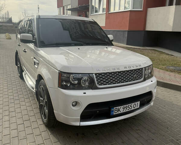 Білий Ленд Ровер Range Rover Sport, об'ємом двигуна 3 л та пробігом 208 тис. км за 15999 $, фото 19 на Automoto.ua
