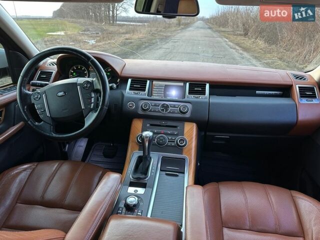 Білий Ленд Ровер Range Rover Sport, об'ємом двигуна 5 л та пробігом 171 тис. км за 16000 $, фото 38 на Automoto.ua