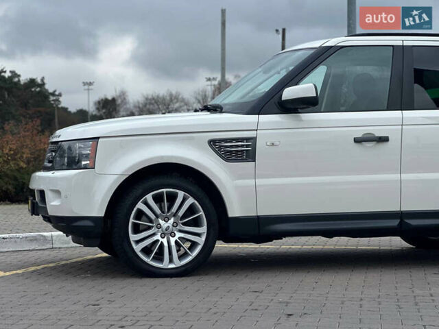Білий Ленд Ровер Range Rover Sport, об'ємом двигуна 3.63 л та пробігом 202 тис. км за 15850 $, фото 7 на Automoto.ua