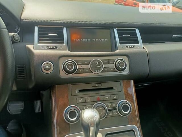Белый Ленд Ровер Рендж Ровер Спорт, объемом двигателя 2.99 л и пробегом 176 тыс. км за 15800 $, фото 12 на Automoto.ua