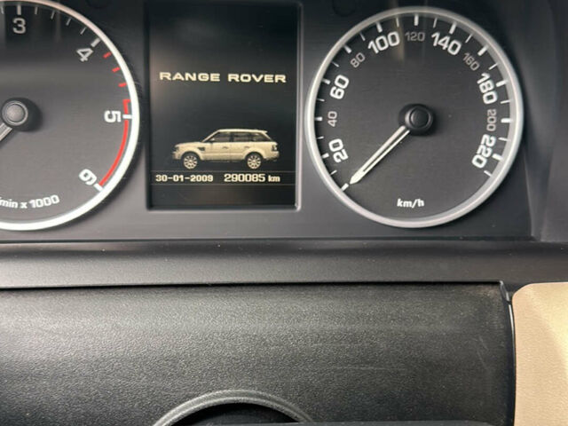 Білий Ленд Ровер Range Rover Sport, об'ємом двигуна 2.99 л та пробігом 290 тис. км за 17100 $, фото 2 на Automoto.ua
