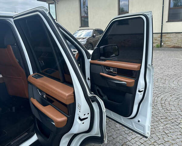 Белый Ленд Ровер Рендж Ровер Спорт, объемом двигателя 2.99 л и пробегом 173 тыс. км за 16300 $, фото 11 на Automoto.ua