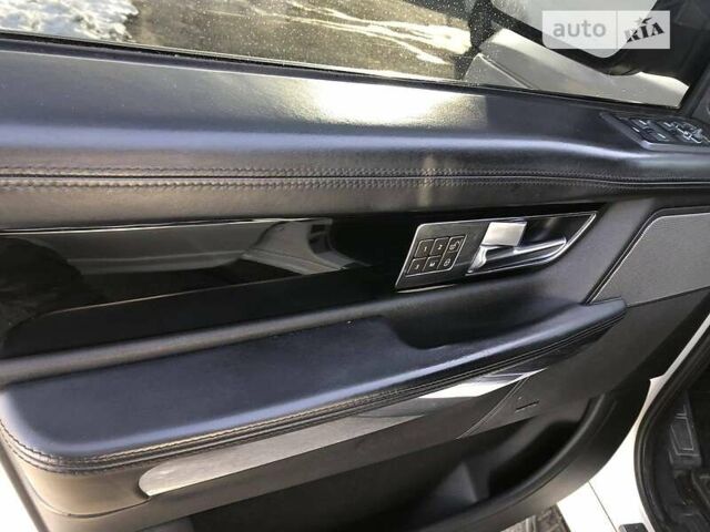 Білий Ленд Ровер Range Rover Sport, об'ємом двигуна 5 л та пробігом 228 тис. км за 20000 $, фото 17 на Automoto.ua