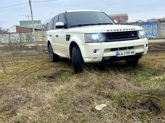 Белый Ленд Ровер Рендж Ровер Спорт, объемом двигателя 3 л и пробегом 29500 тыс. км за 11300 $, фото 3 на Automoto.ua