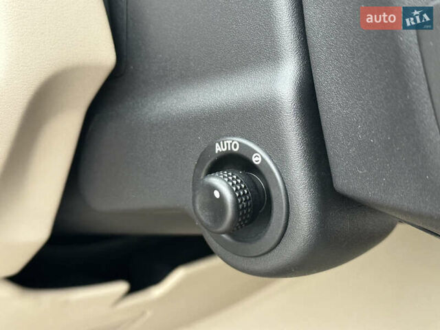 Белый Ленд Ровер Рендж Ровер Спорт, объемом двигателя 5 л и пробегом 120 тыс. км за 15500 $, фото 71 на Automoto.ua