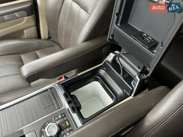 Білий Ленд Ровер Range Rover Sport, об'ємом двигуна 3.63 л та пробігом 202 тис. км за 15850 $, фото 30 на Automoto.ua