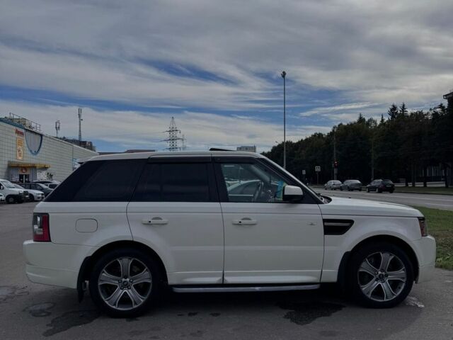 Білий Ленд Ровер Range Rover Sport, об'ємом двигуна 5 л та пробігом 209 тис. км за 11500 $, фото 26 на Automoto.ua