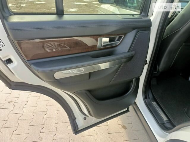 Білий Ленд Ровер Range Rover Sport, об'ємом двигуна 2.99 л та пробігом 176 тис. км за 15800 $, фото 23 на Automoto.ua