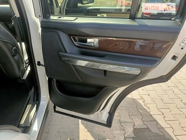 Белый Ленд Ровер Рендж Ровер Спорт, объемом двигателя 2.99 л и пробегом 176 тыс. км за 15800 $, фото 19 на Automoto.ua