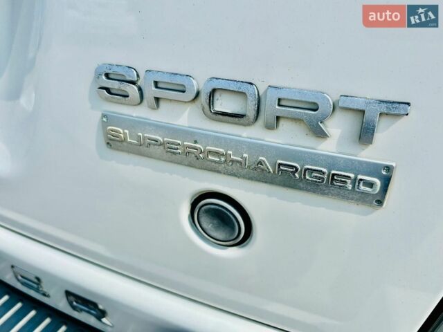 Білий Ленд Ровер Range Rover Sport, об'ємом двигуна 5 л та пробігом 181 тис. км за 14500 $, фото 5 на Automoto.ua